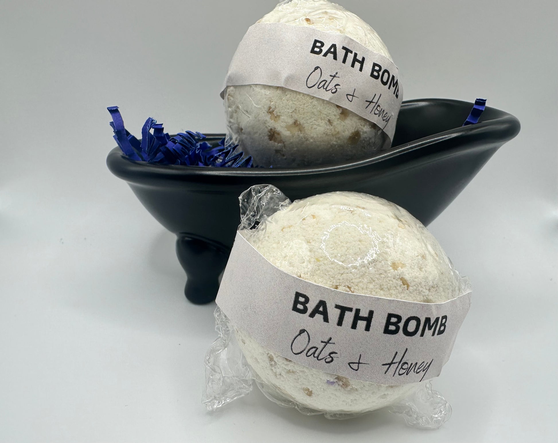 Oats & Honey Bath Bomb - Uneek Boutique by Dee